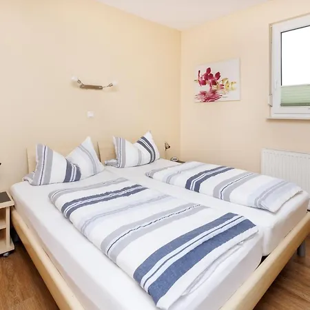 Deichhotel Grube Отель
