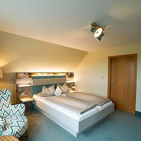Deichhotel Grube 2*